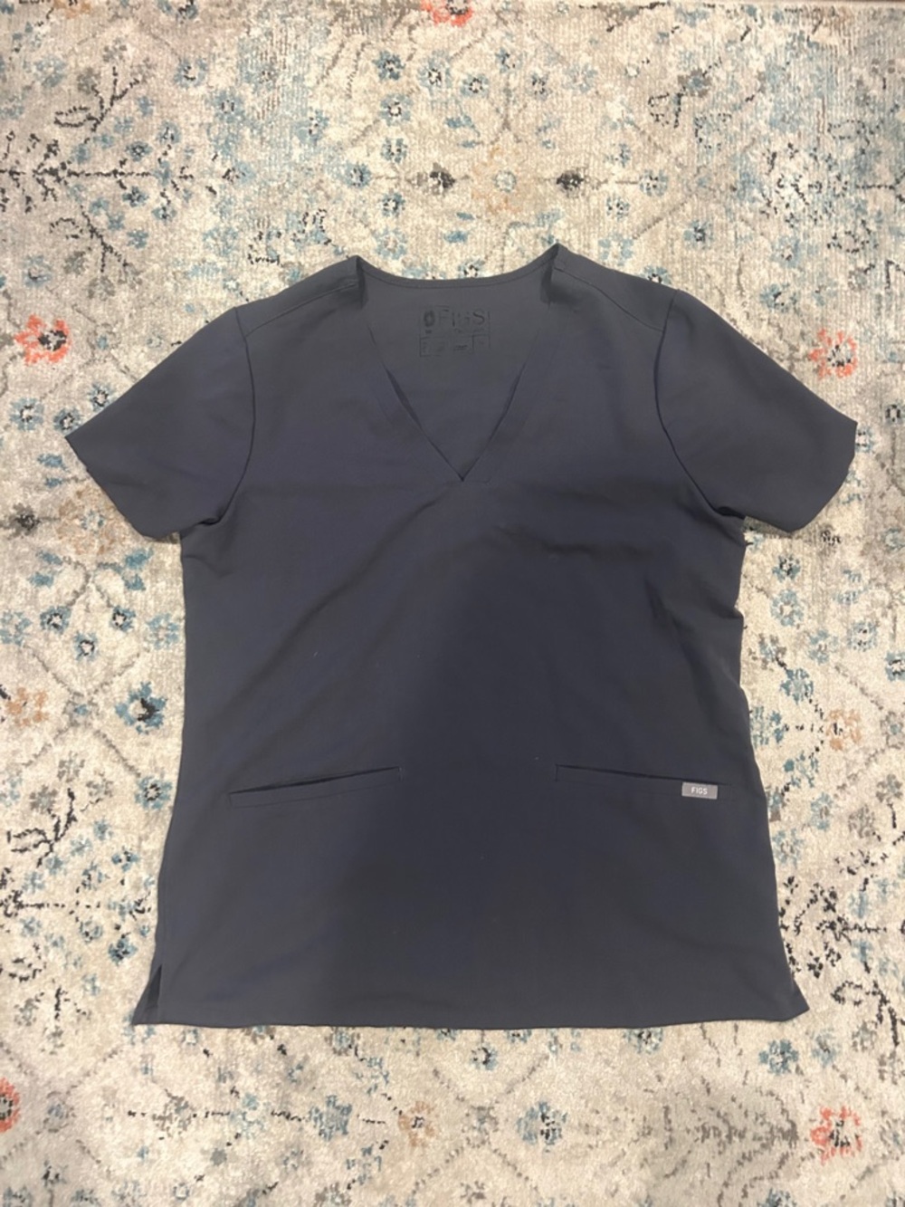 Women V-Neck Scrub Top in Dark Navy FIGS